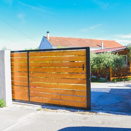 House Matea Bilice Exterior foto